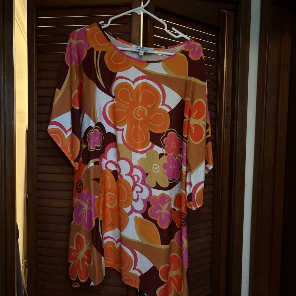 Floral Breeze Women's Tunic - Teal and Yellow - Picture 2 of 2